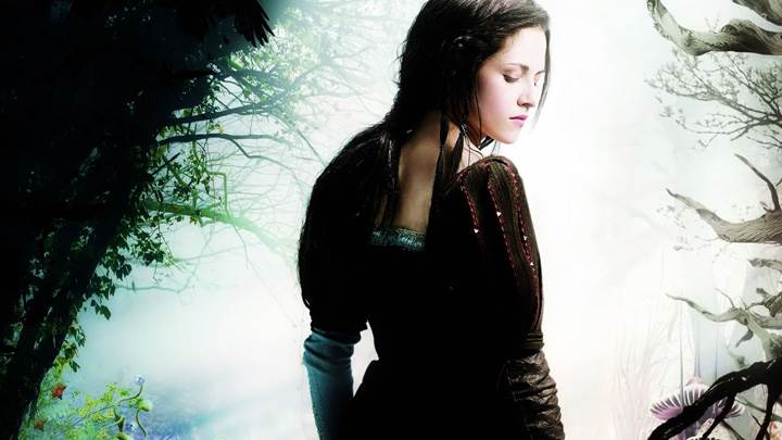 Snow White and the Huntsman – Kristen Stewart Closed Eyes N Side Pose
